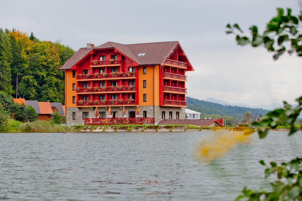 Hotel Impozant Valča Eksteriør bilde