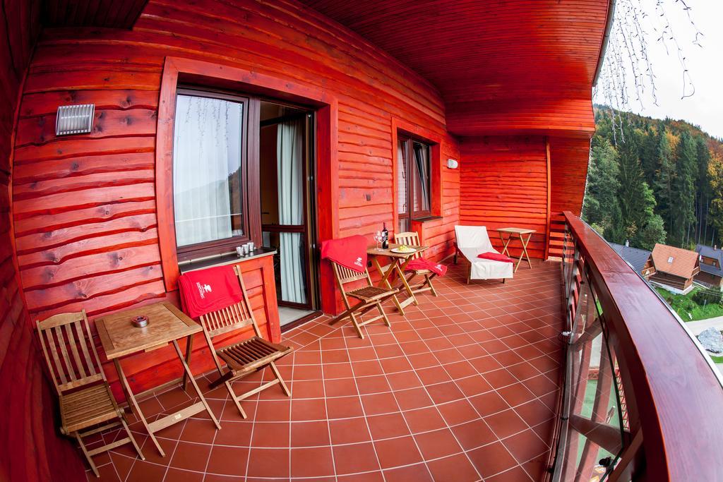 Hotel Impozant Valča Eksteriør bilde