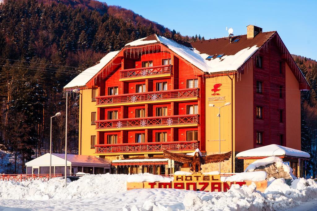 Hotel Impozant Valča Eksteriør bilde