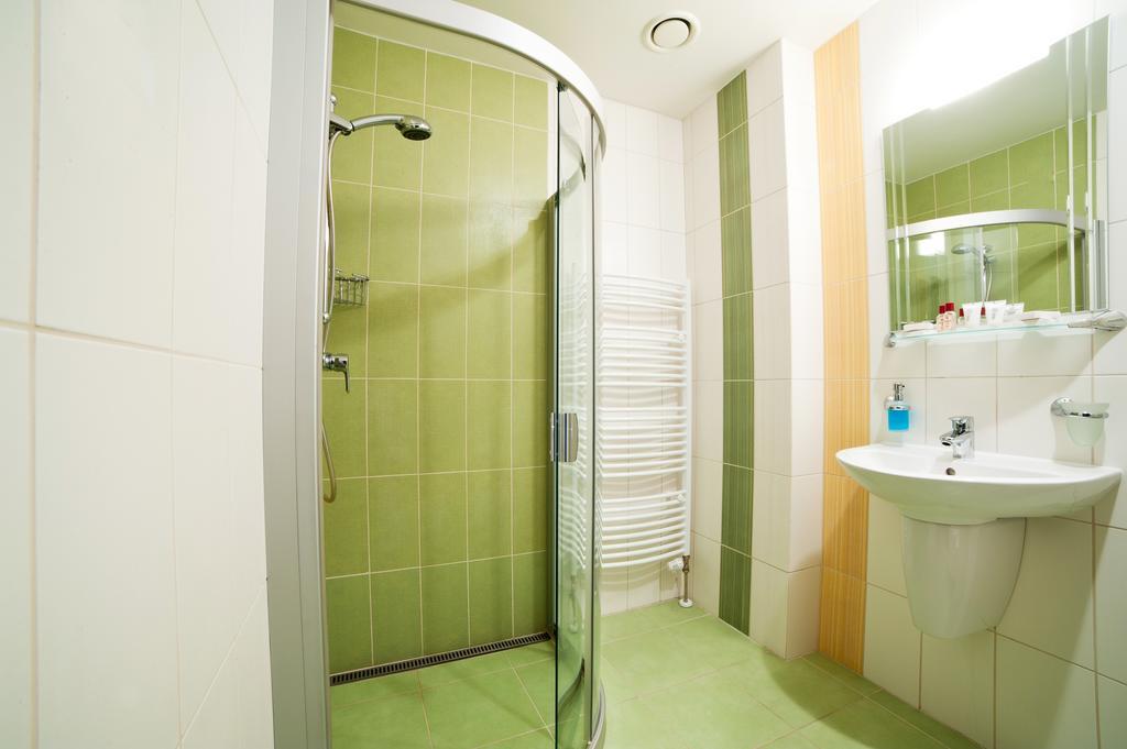 Hotel Impozant Valča Eksteriør bilde