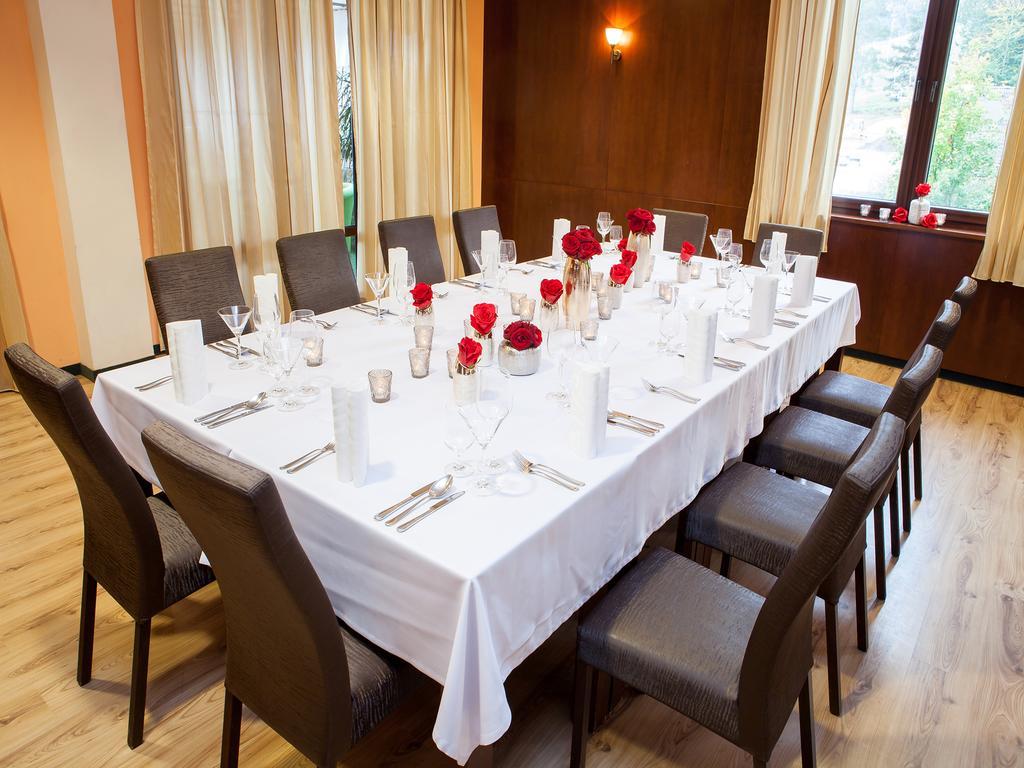 Hotel Impozant Valča Eksteriør bilde